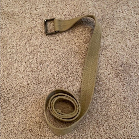 NWOT beige colored belt, adjustable size - Picture 2 of 5